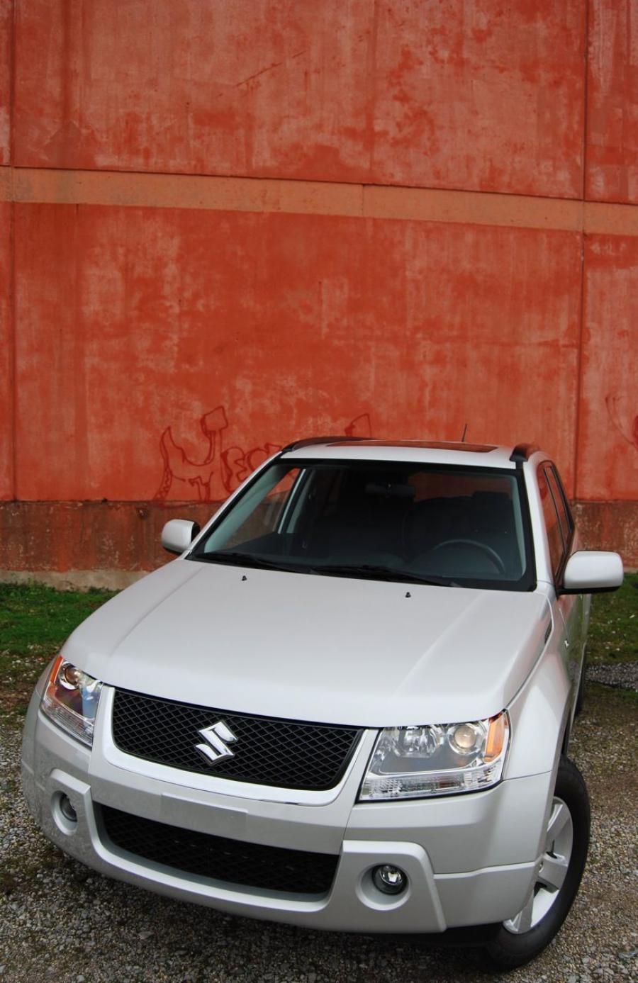  Suzuki Grand Vitara XSport 2008 года  (фото 16 из 27)